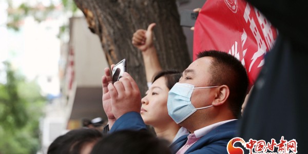  公牛德罗赞职业生涯总分破万  