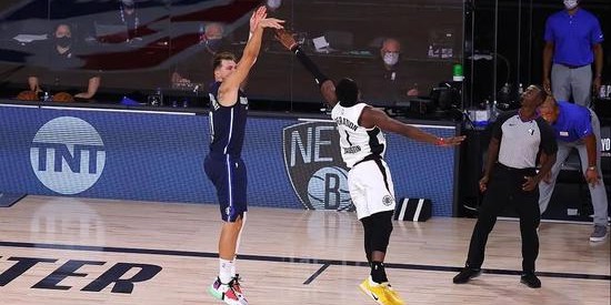 NBA季后赛东契奇40分三双独行侠逆转快船晋级